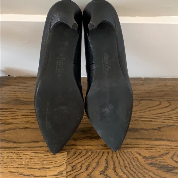 Pointed-toe Charles by Charles David black pumps - Picture 4 of 6